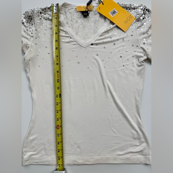 NWT SoCa by St John v-neck t-shirt with sequins Size P - Picture 7 of 8